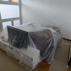 Mobília protegida durante pintura