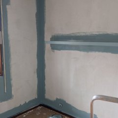 Aplicação da nova cor nas paredes.