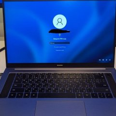 Portátil Huawei reparado e operacional