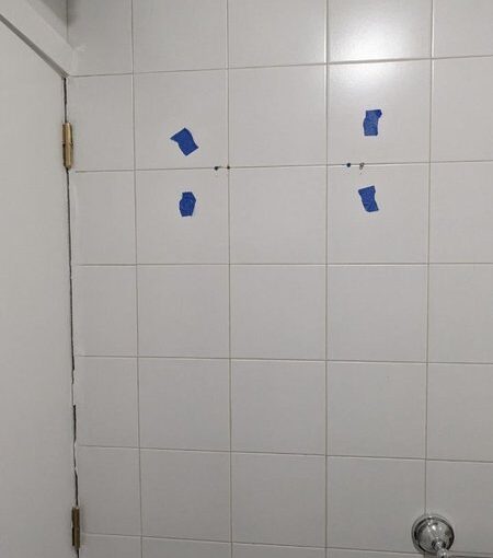 Substituição de Azulejo Partido em Vila Nova de Gaia